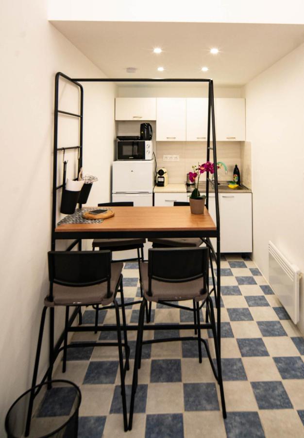 Free Parking! Linden Apartment, Ac, Smart Tv, Wifi Budapest Esterno foto
